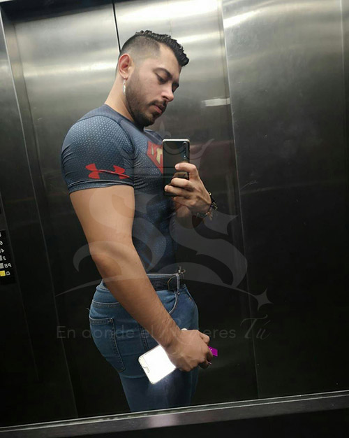 escorts-gay-chacales-sexyservidores